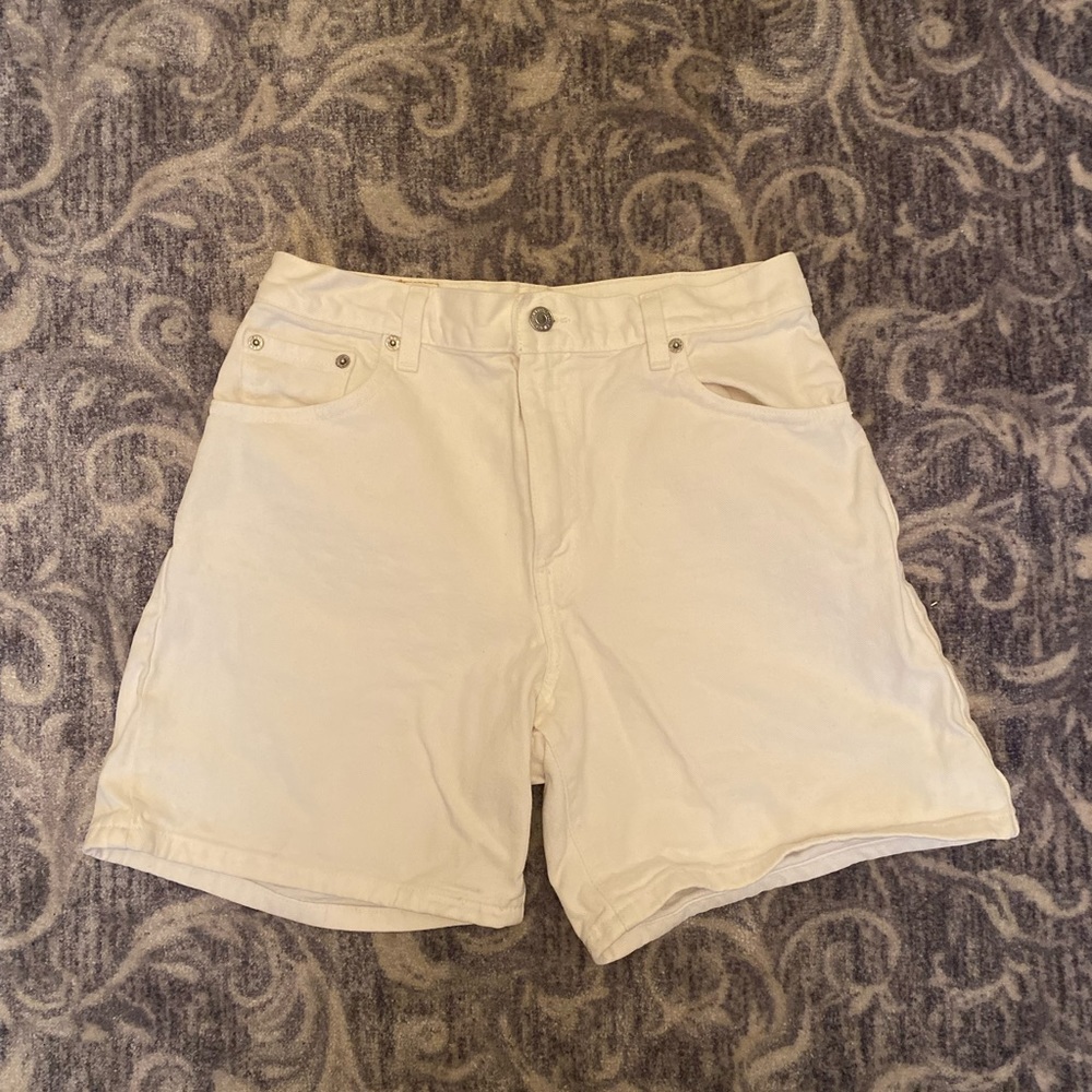 Levi Mom Shorts
